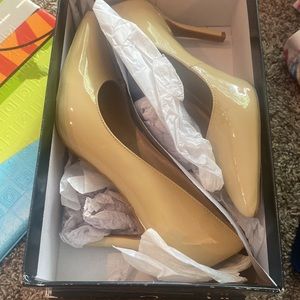 Alph lauren Sarina in buff patent suede